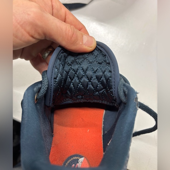 Nike LeBron XXI (21) SE "Olympic" basketball shoes, kids size 4Y - Picture 12 of 14